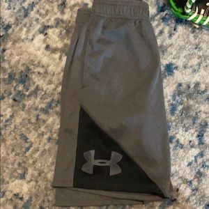 ** SOLD** Boys Under Armour shorts